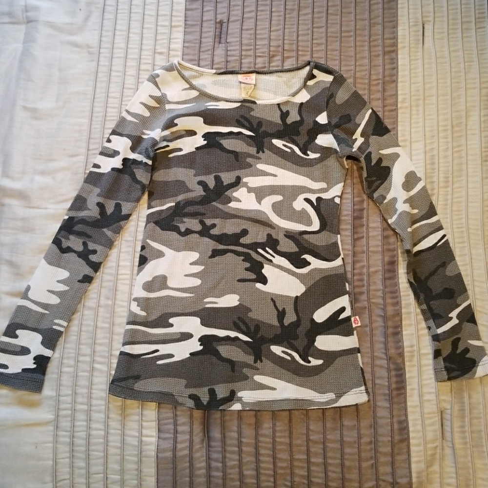 Camo Thermal Long-sleeve Shirt